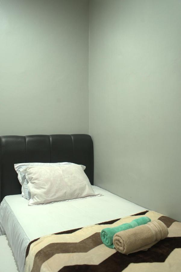 יוגיאקרטה Argya Guesthouse מראה חיצוני תמונה
