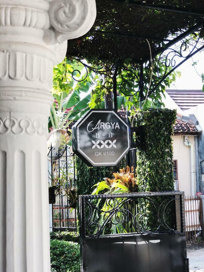 יוגיאקרטה Argya Guesthouse מראה חיצוני תמונה